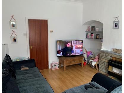 2 Bed Terraced House, Newland Street, WF1