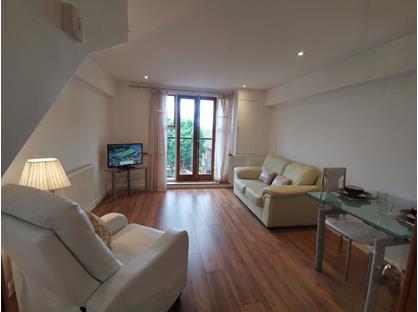 2 Bed Flat, Hull Marina, HU1