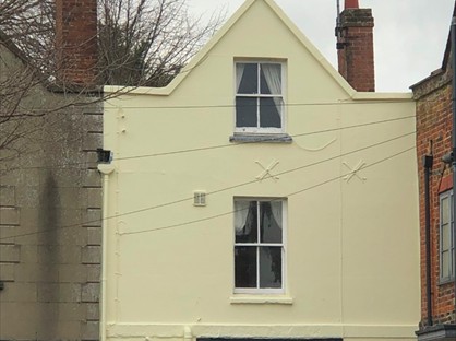 3 Bed Terraced House, Castle Street, MK18