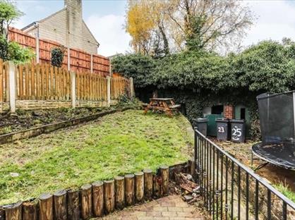 3 Bed Terraced House, Sheffield Road, S25