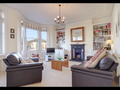 2 Bed Flat, Camden Hill Road, SE19
