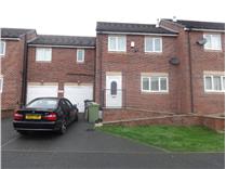 4 Bed Semi-Detached House, David Lane, WF13