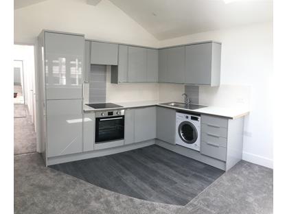 1 Bed Flat, Albert Street, GU15