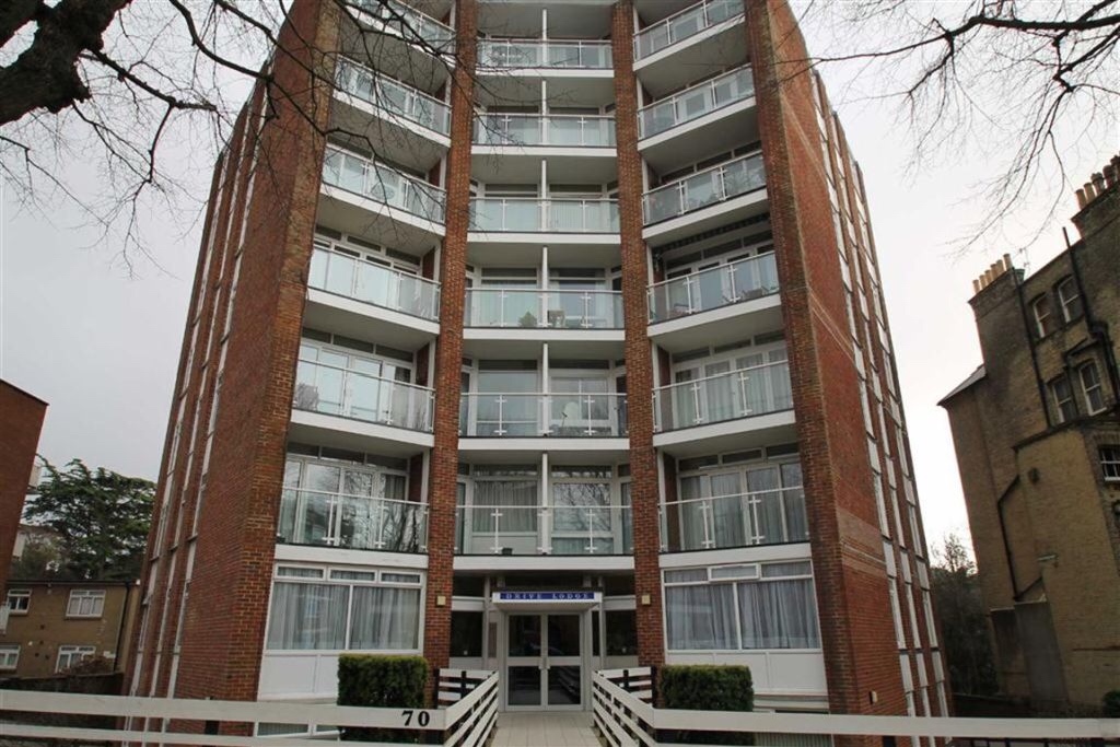 2 Bed Flat, Drive Lodge, BN3, N1 7GU