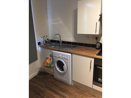 1 Bed Flat, Low Street, NG17