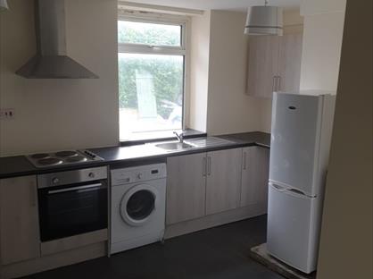 2 Bed Semi-Detached House, Victor Street, WF17