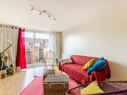 2 Bed Terraced House, Dallas Road, SE26