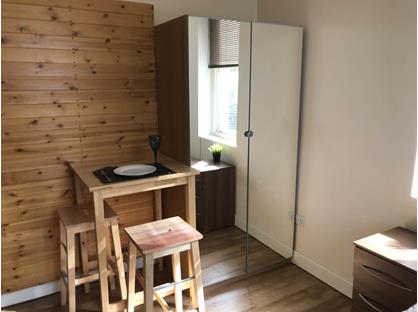 Studio Flat, Hilldrop Road, N7