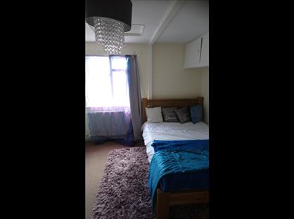 Room in a Shared House, Stebbings, SS16