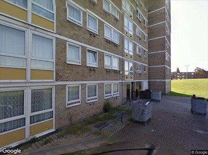 Room in a Shared Flat, Harts Lane, IG11