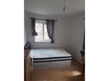 Room in a Shared House, Swinburne Court, SE5