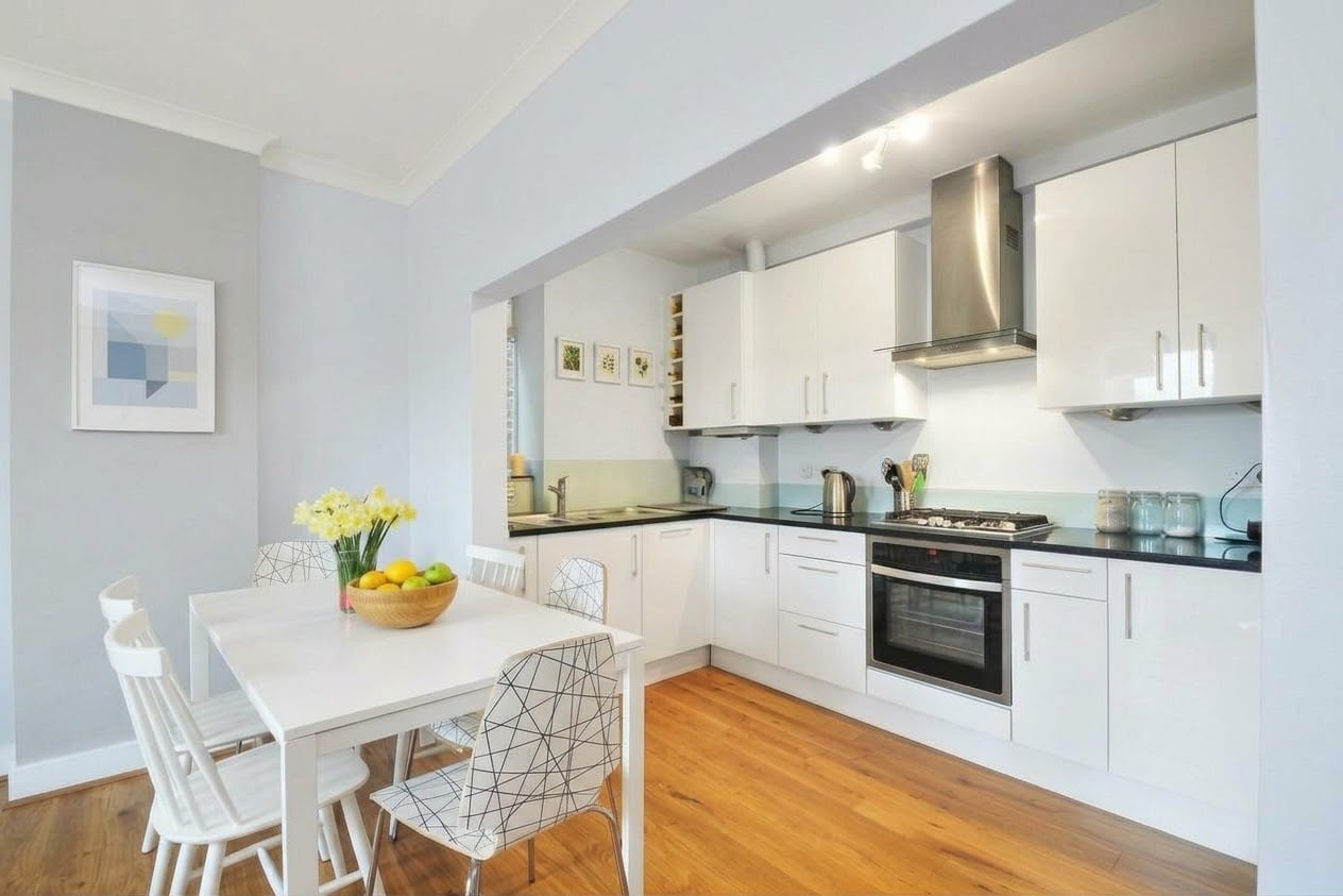 2 Bed Flat, Greencroft Gardens, NW6