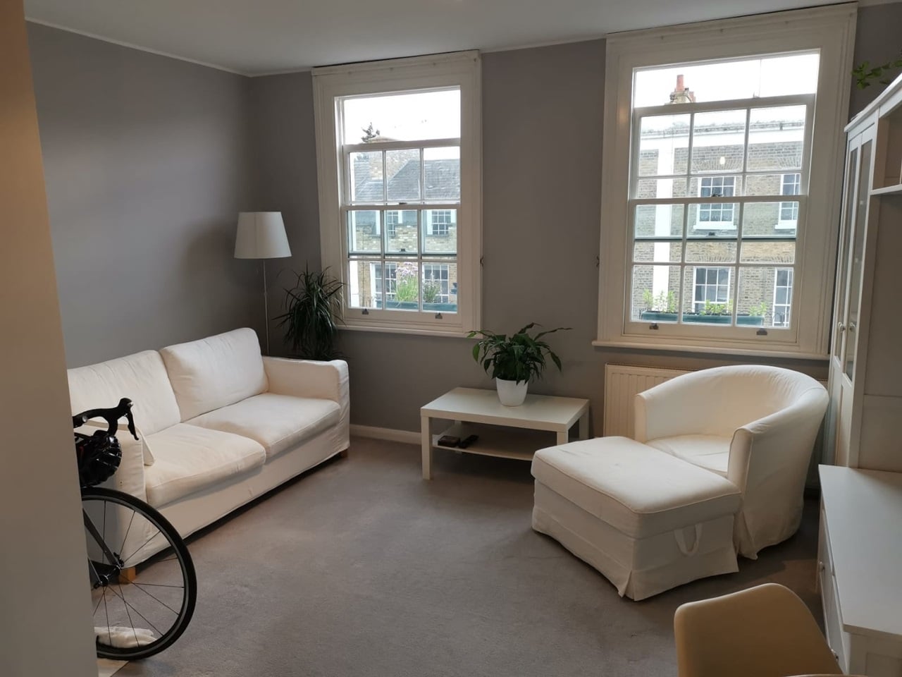 1 Bed Flat, St. Peters Street, N1