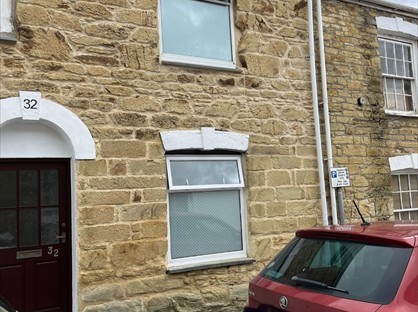 2 bed terraced house for rent in 2 Bed Terraced House, Carclew St, TR1