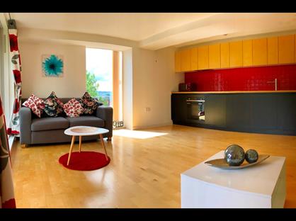 1 Bed Flat, The Avenue, LS9