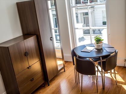 Studio Flat, Winchester Street, SW1V