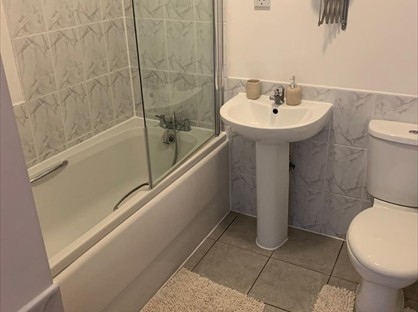 2 Bed Flat, Carr Mills, LS7