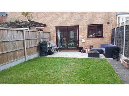 2 Bed Terraced House, Rushmoor Drive, CV5