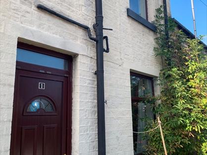 2 Bed Terraced House, Beaumont Avenue, HD5