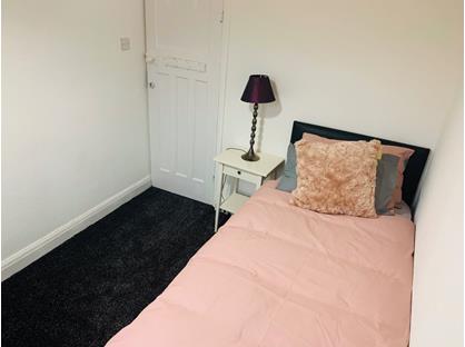 Room in a Shared House, Nowell Walk, LS9