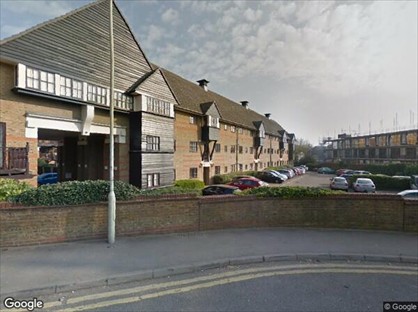 1 Bed Flat, Viaduct Road, SG12