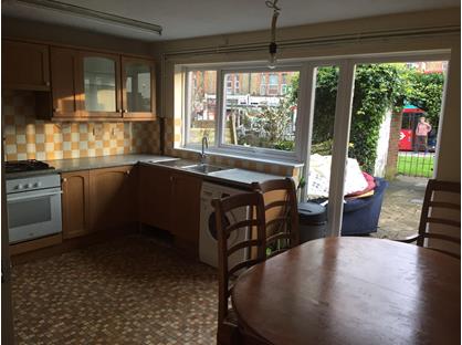 Room in a Shared House, Cade House, SW2