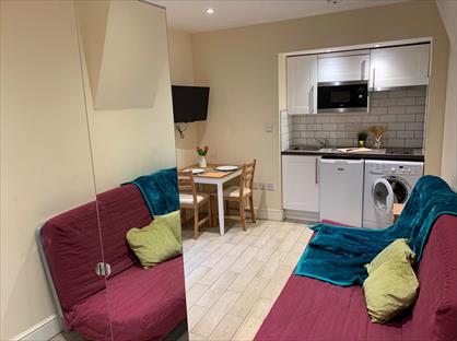 Studio Flat, Criterion Mews, N19