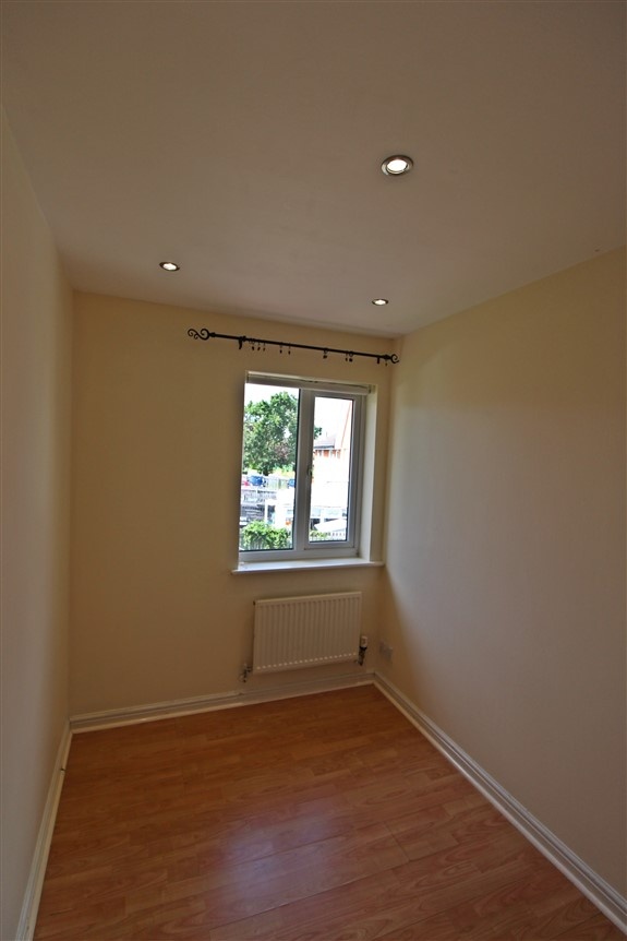 Wythenshawe, Manchester 3 Bed Terraced House, Devoke Road, M22 To Rent Now for £1,150.00 p/m