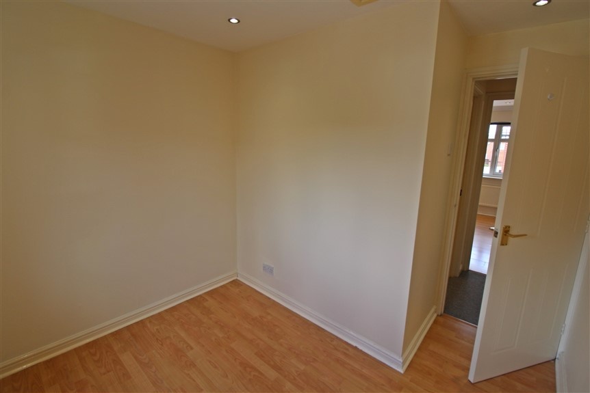 Wythenshawe, Manchester 3 Bed Terraced House, Devoke Road, M22 To Rent Now for £1,150.00 p/m