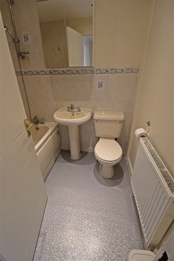 Wythenshawe, Manchester 3 Bed Terraced House, Devoke Road, M22 To Rent Now for £1,150.00 p/m