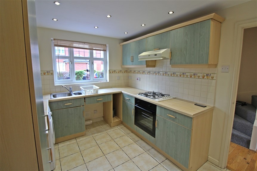 Wythenshawe, Manchester 3 Bed Terraced House, Devoke Road, M22 To Rent Now for £1,150.00 p/m