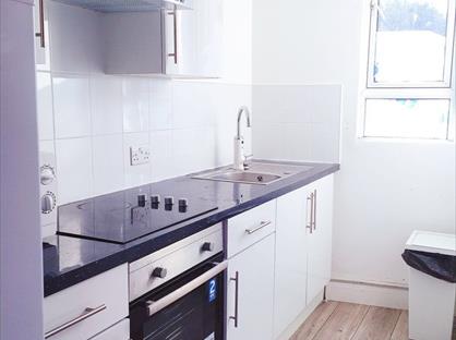 1 Bed Flat, East Street, BS3