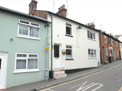 2 Bed Terraced House, Chapel Street, HP23