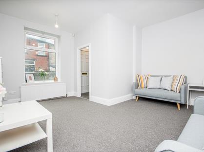 3 Bed Terraced House, Russell Street, OL13