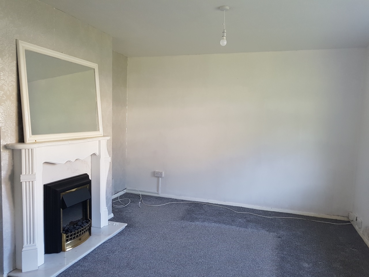 Bradford 3 Bed SemiDetached House, Summerlands Grove, BD5 To Rent