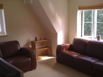 2 Bed Flat, Sullivan Close, CT1
