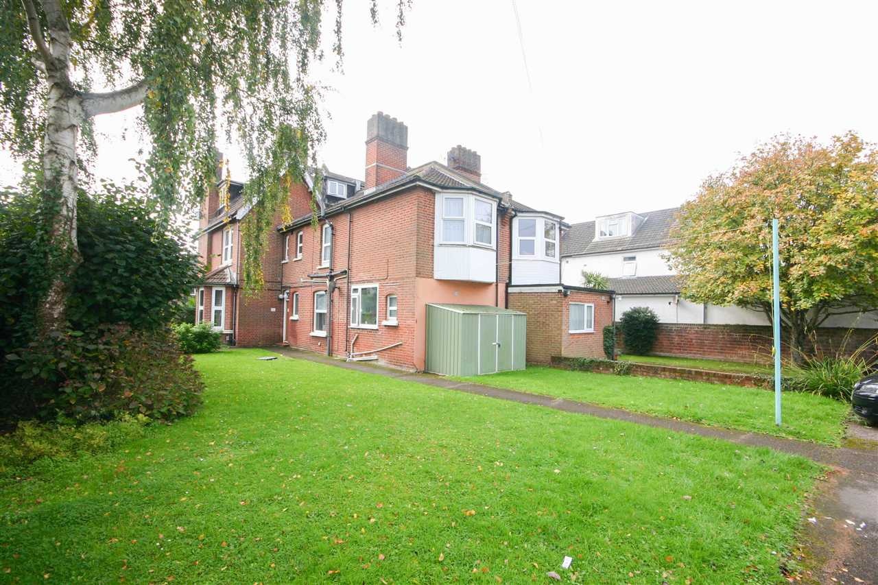 1 Bed Flat, Howard Road, SO15 photo 5