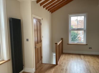 3 Bed Maisonette, Newport Road, E10