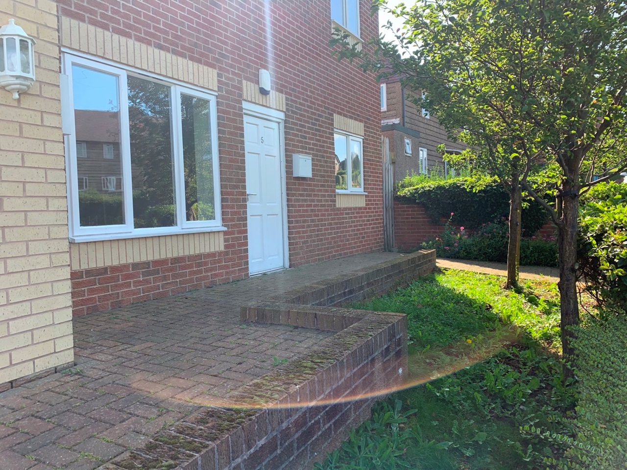 2 Bed Flat, Griffiths Road, S35, N1 7GU