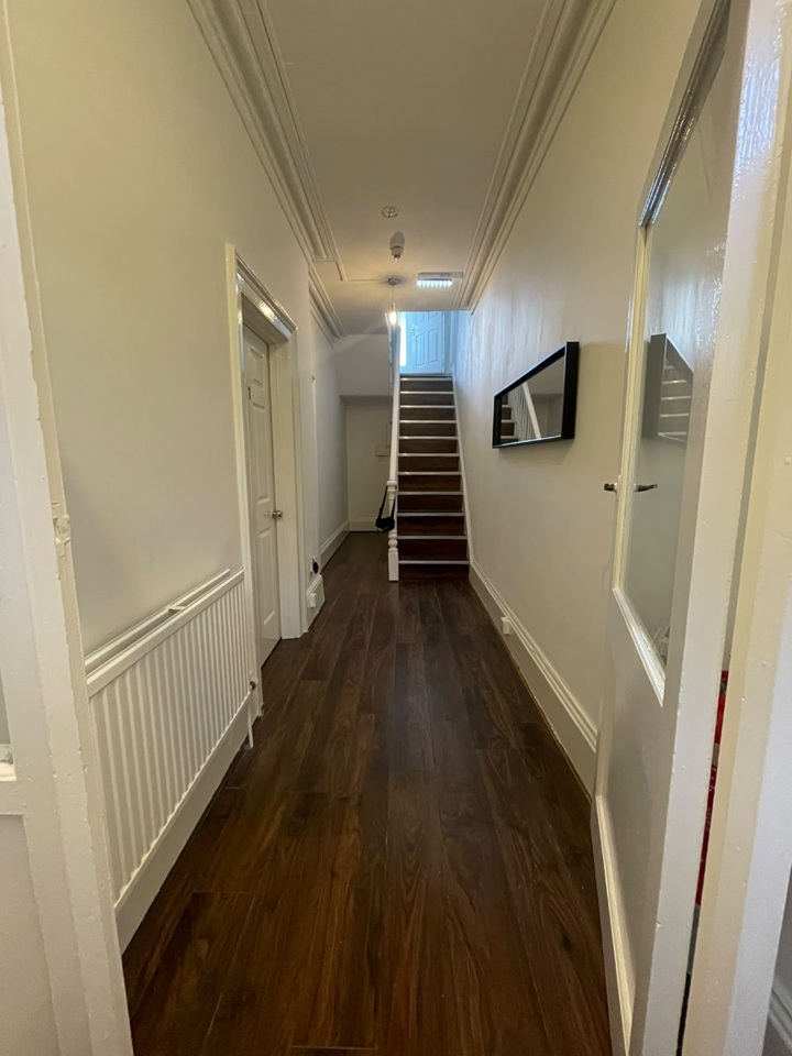 Room in a Shared House, Watson Road, S10