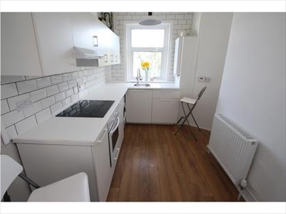 1 Bed Flat, Gael Street, PA16