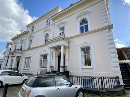 2 Bed Flat, Sunnyside, L8