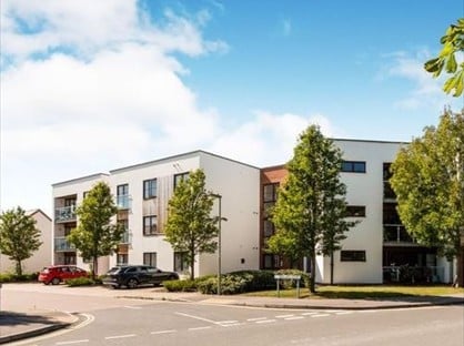 2 Bed Flat, Hollies Court, RG24