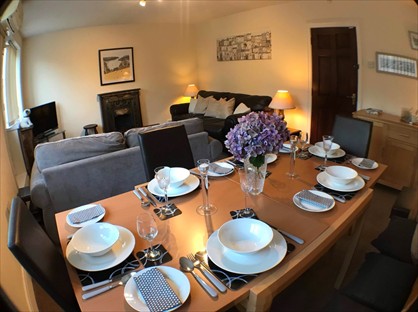 2 Bed Maisonette, Manchester Road, BL9