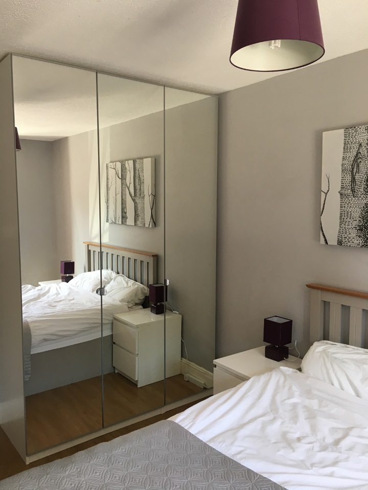 2 Bed Flat, Greys Court, RG1 photo 2