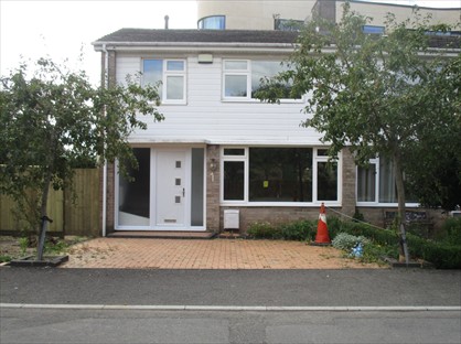 3 Bed Semi-Detached House, Dorian Close, BS7