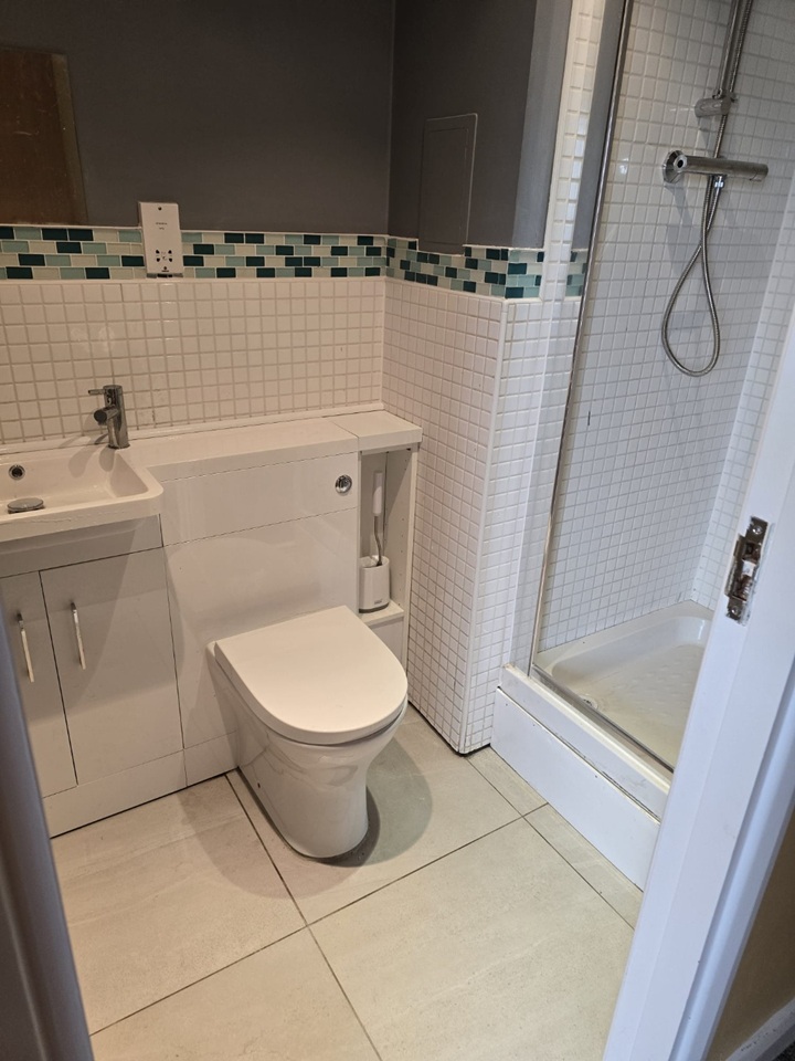 Additional image 4 of 2 Bed Flat, Weekday Cross Building, NG1, N1 7GU