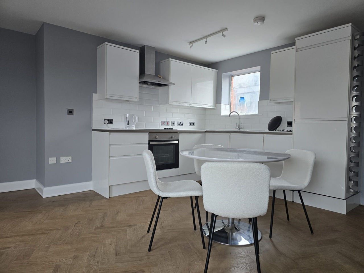 Additional image 2 of 2 Bed Flat, Weekday Cross Building, NG1, N1 7GU