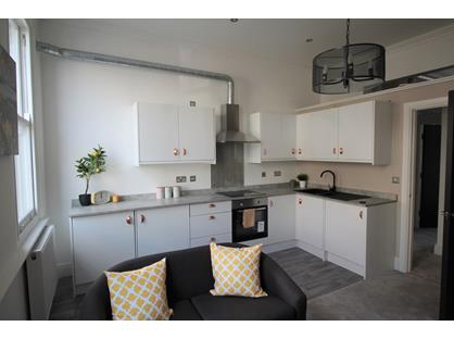 1 Bed Flat, Mill Mount, YO24