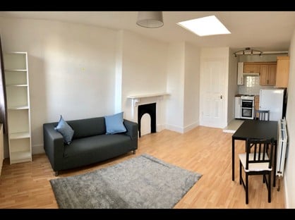 1 Bed Flat, Breakspears Road, SE4